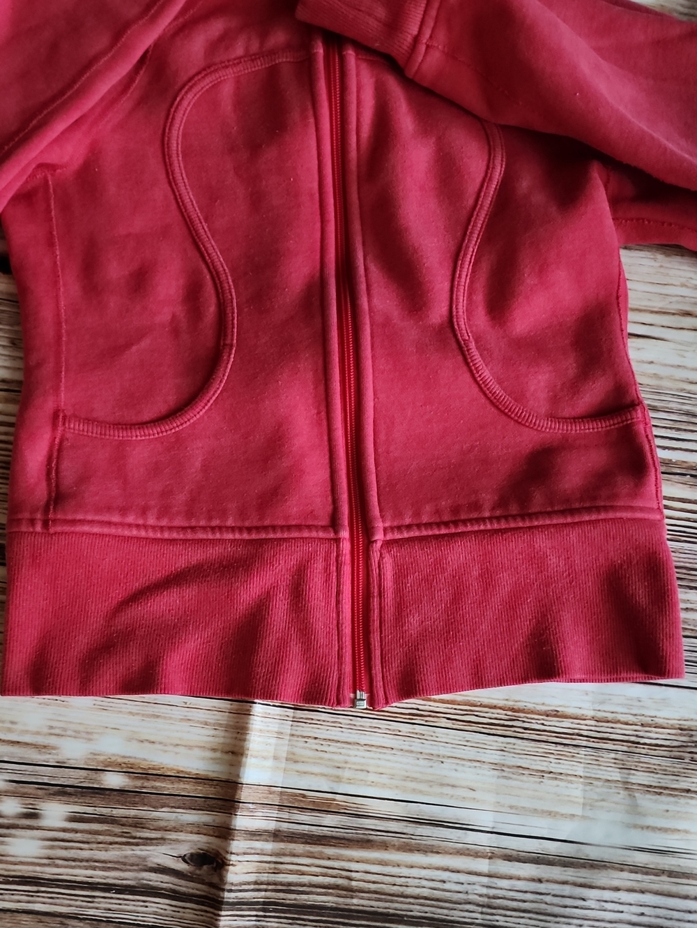 Lululemon Scuba - Picture 5 of 9